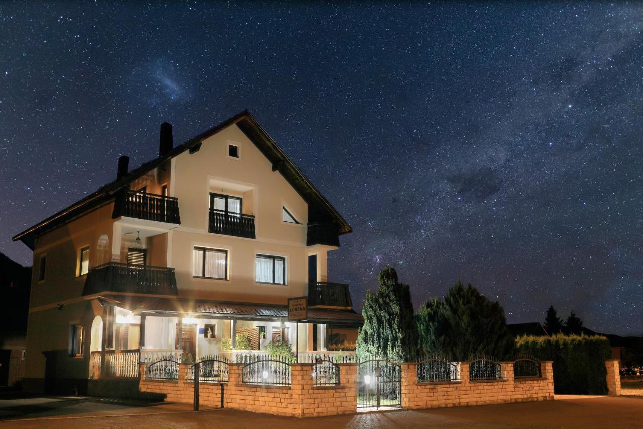 Lorena Otočac Buitenkant foto